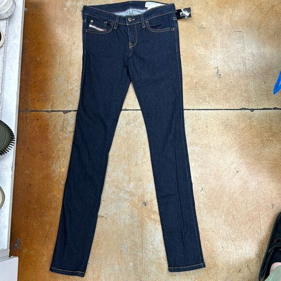 Diesel Jeans - Picture 1 of 9
